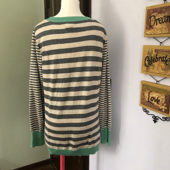 Stripe Sweater - Picture 4 of 6